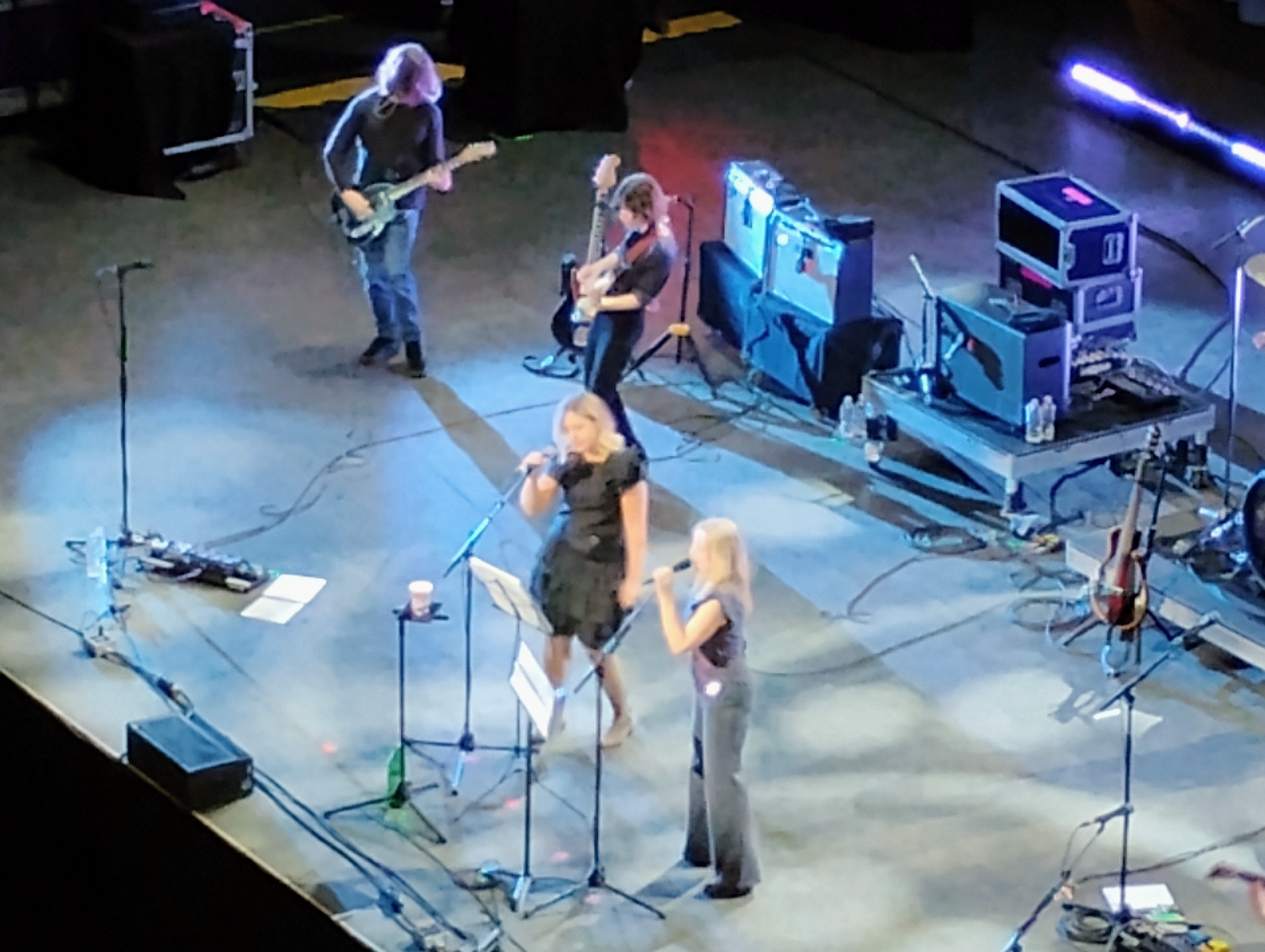 LizPhair2026-09-21MusicHallAtFenwayBostonMA (2).jpg